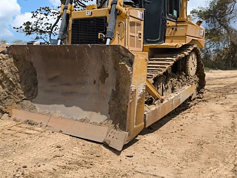 Bulldozer Caterpillar D6T, modelo 2017, 7.083 horas, en Barranquilla, Atlántico — en venta en Las Palmas Maquinaria