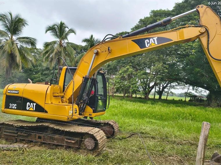 Excavadora Caterpillar 312C, modelo 2005, 6.600 horas, en Amagá, Antioquia — en venta en Las Palmas Maquinaria